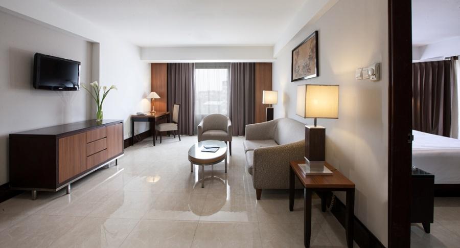 Hotel Santika Premiere Semarang Exterior photo