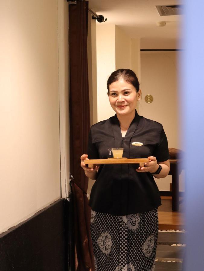 Hotel Santika Premiere Semarang Exterior photo